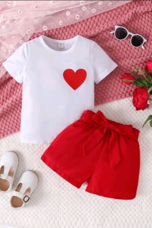 Conjunto rojo de corazon casual