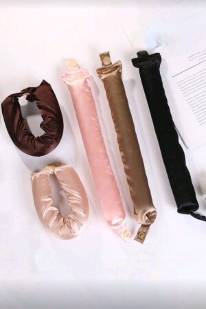 “Pinzas y Colochadores Infantiles – Accesorios Suaves y Cómodos para Peinados Tiernos”